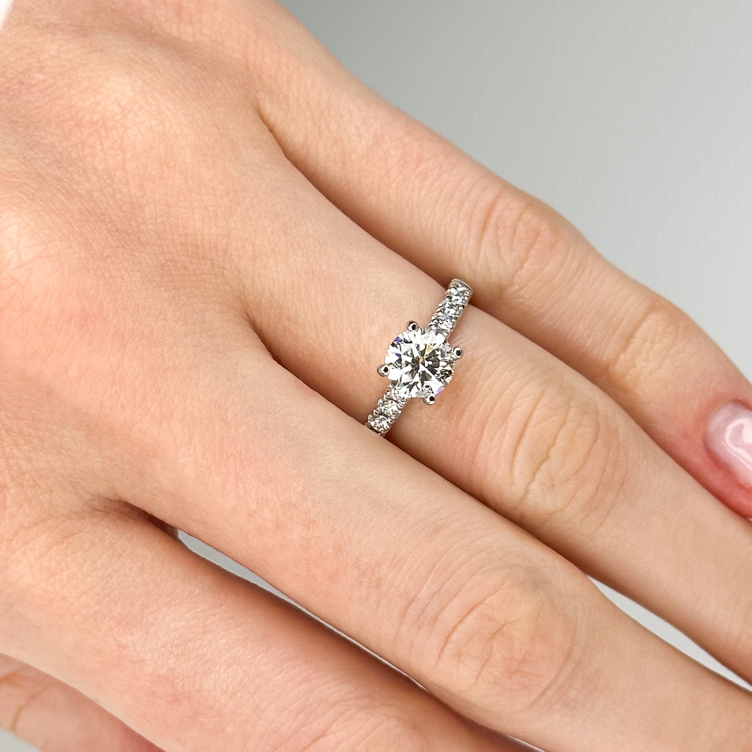 1.02ct Round Brilliant Cut Diamond Platinum Ring