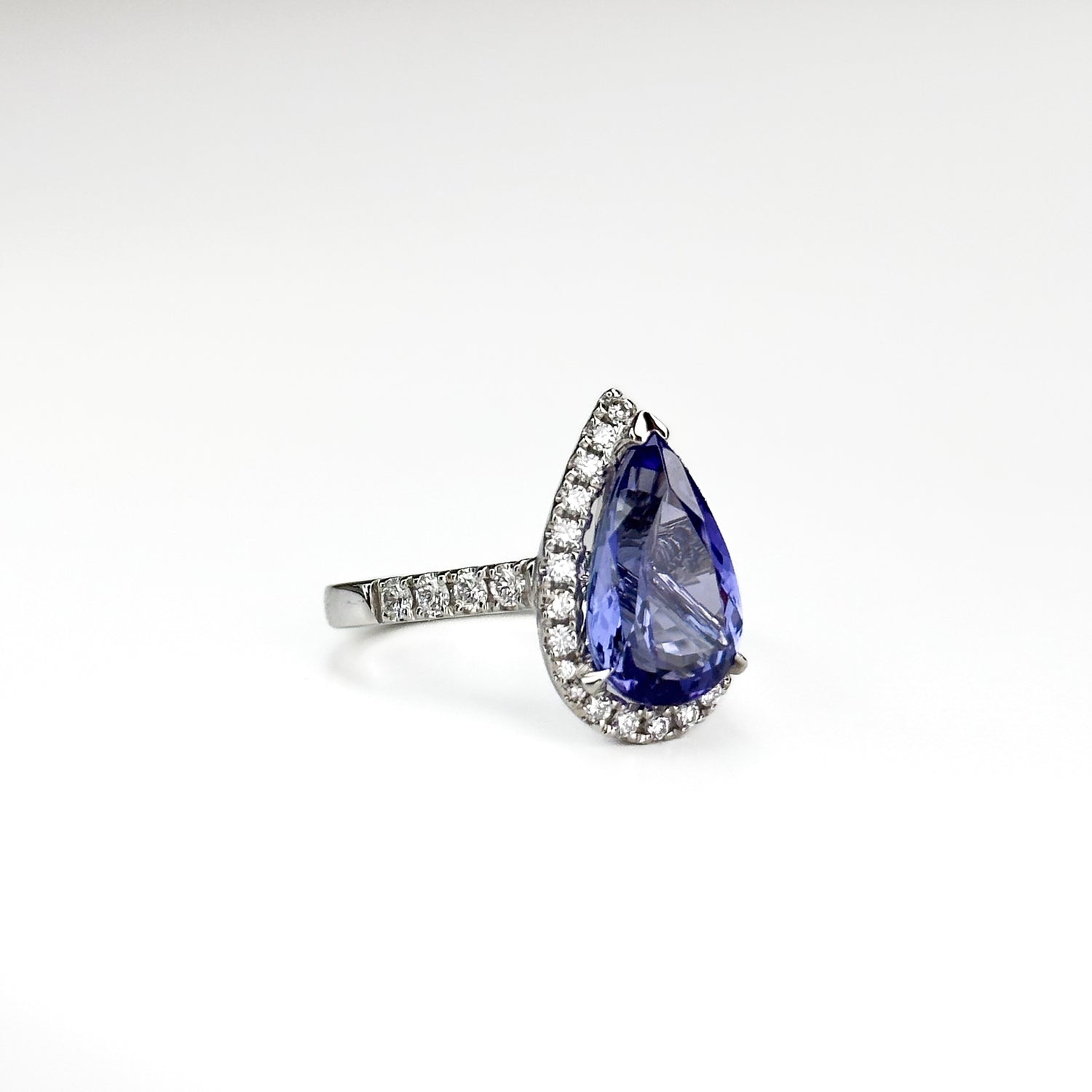 4.54ct Pear Shape Tanzanite and Diamonds Ring
