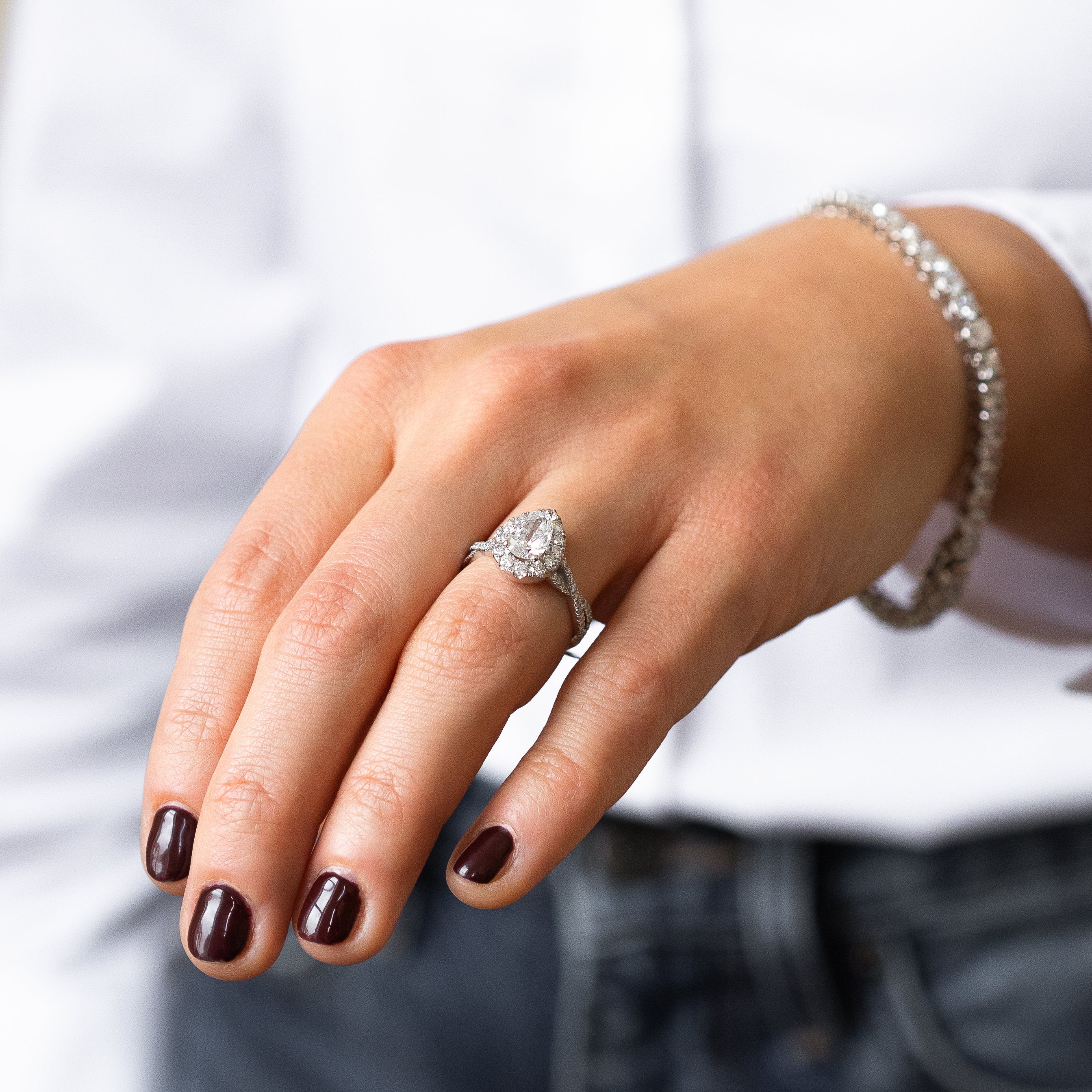 diamond pear shape engagement ring