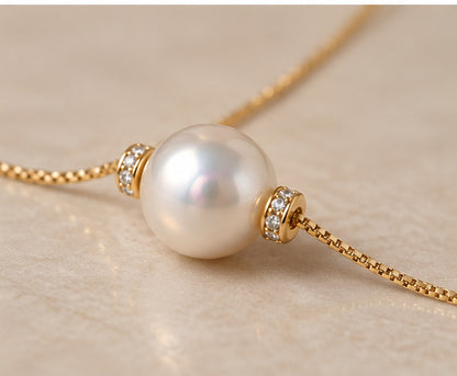 Pearl and diamond detail on 18ct yellow gold necklace