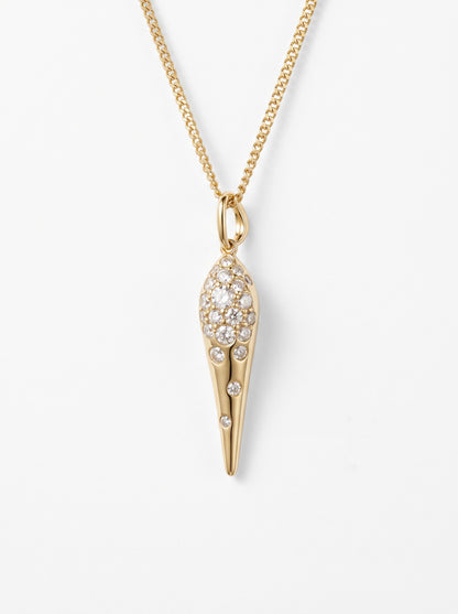Close-up diamond tapered pendant in 18ct yellow gold