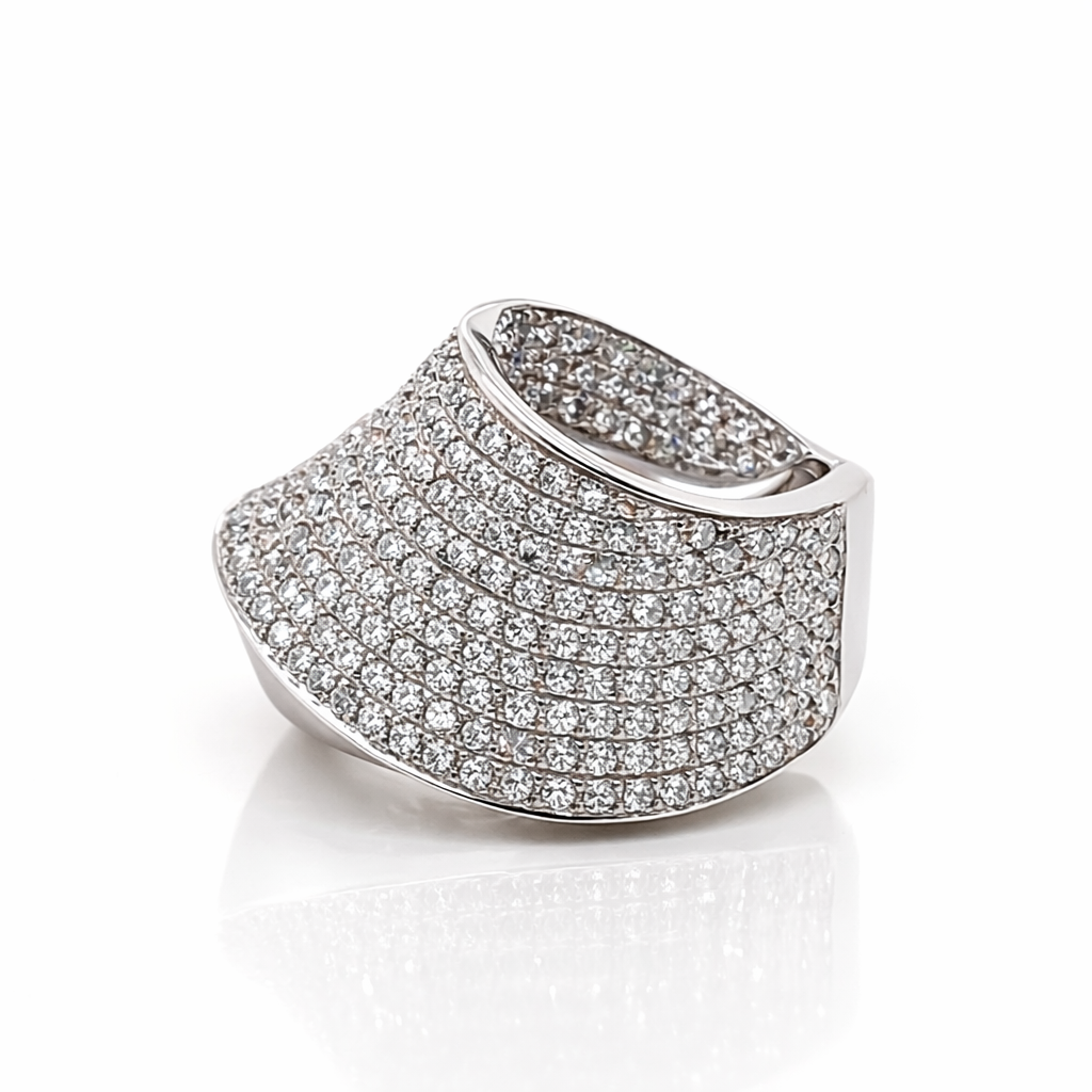 Luxe Pavé Diamond Statement Ring