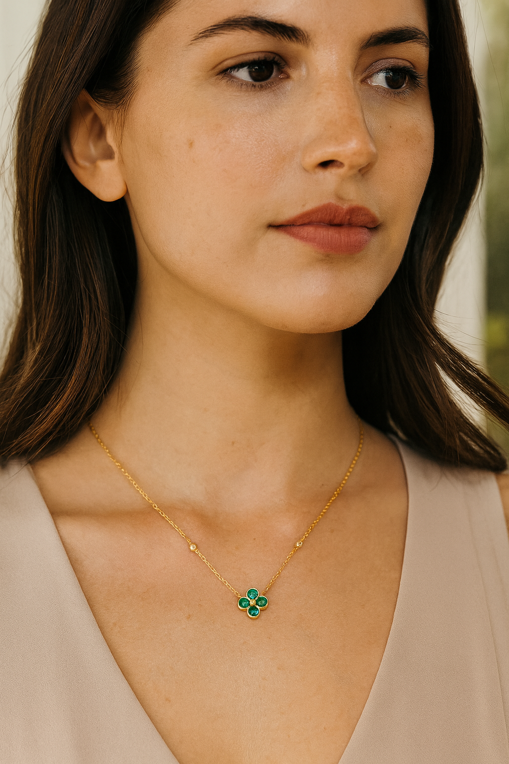 Emerald Clover Pendant Necklace