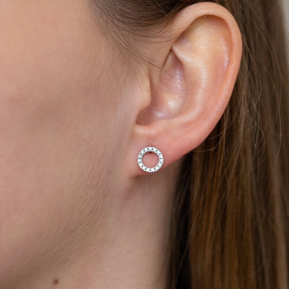 Circle of Life Stud Earrings with Diamonds in White Gold