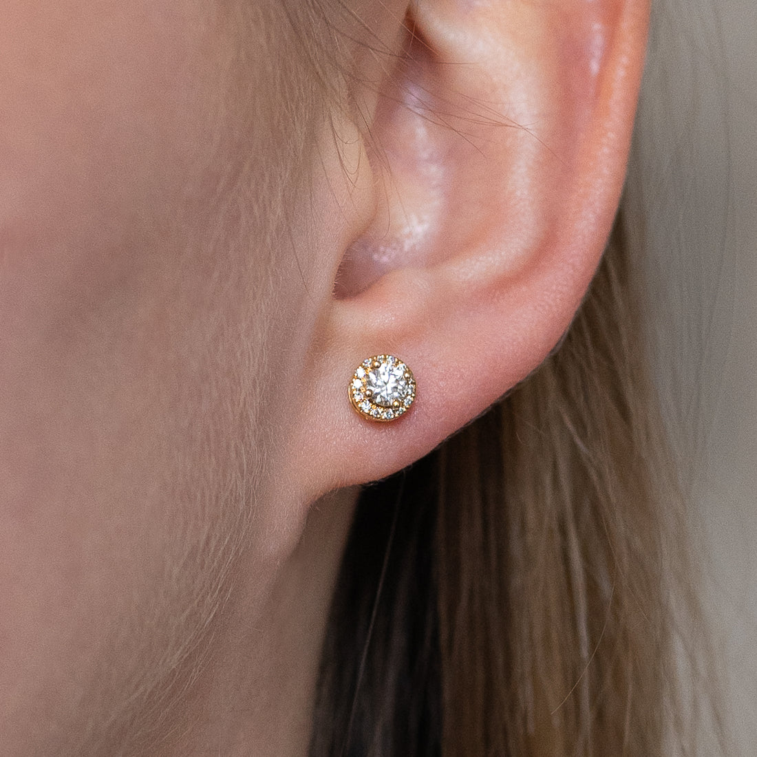 Round Brilliant Cut Diamond Earrings