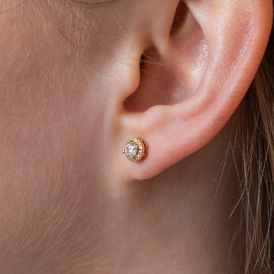 Round Brilliant Cut Diamond Earrings