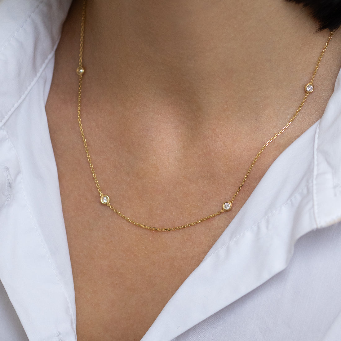 Yellow Gold Necklace with Diamonds