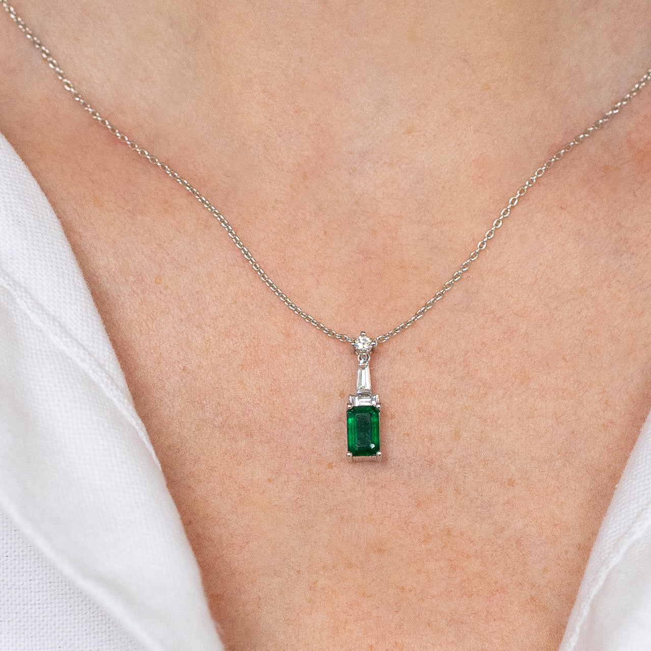 Emerald Pendant in White Gold