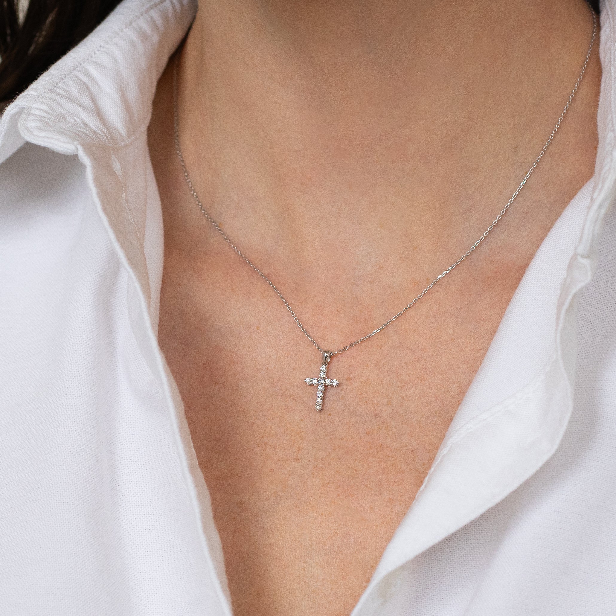 Diamond Cross Pendant in White Gold