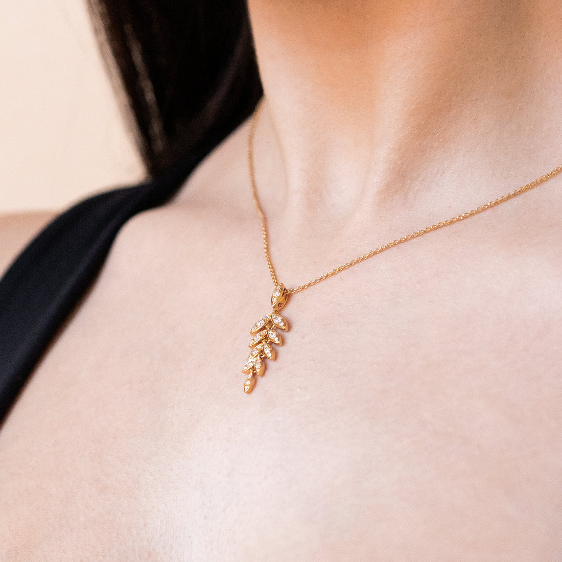 Leaf Style Gold Pendant with Diamonds