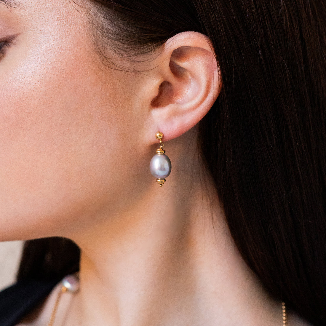 Fresh Water Grey Pearl Earrings