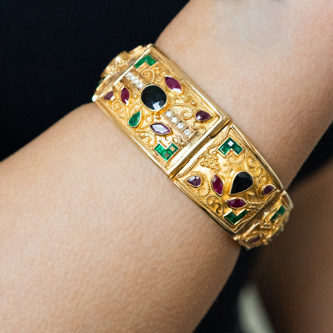 Queen Style Bracelet with Mixed Gemstones