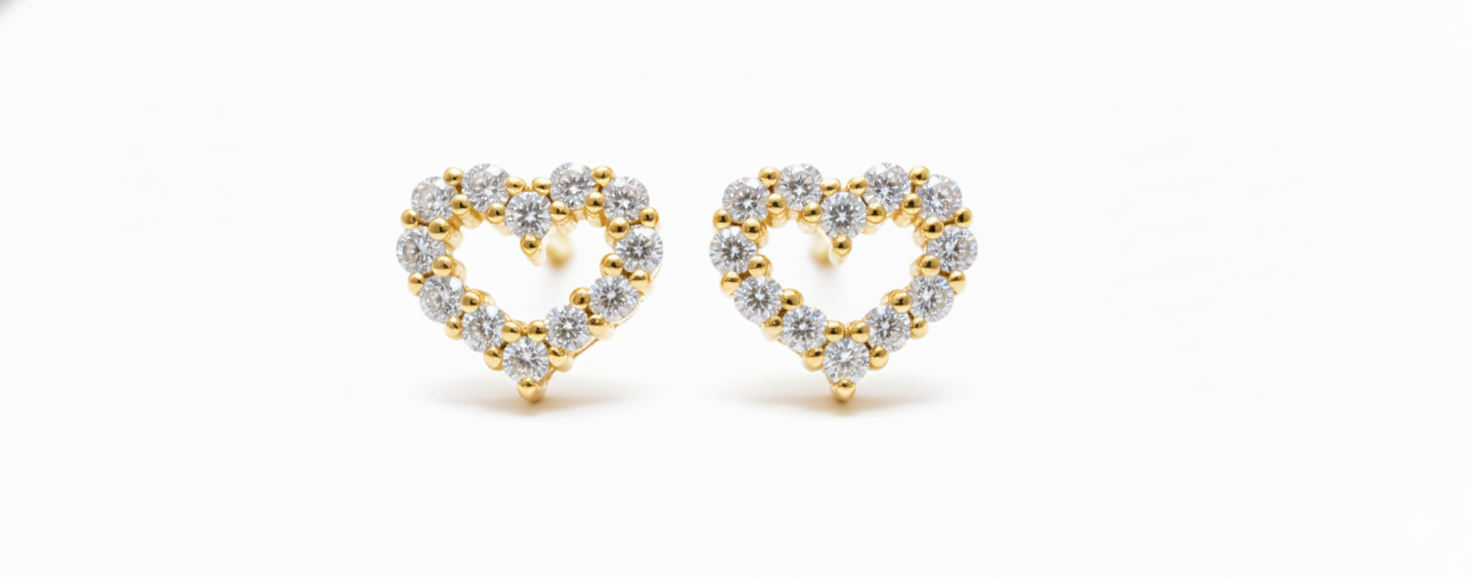 18ct Yellow Gold Diamond Heart Stud Earrings