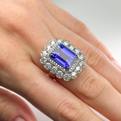 9.20ct Tanzanite and Diamonds Ring