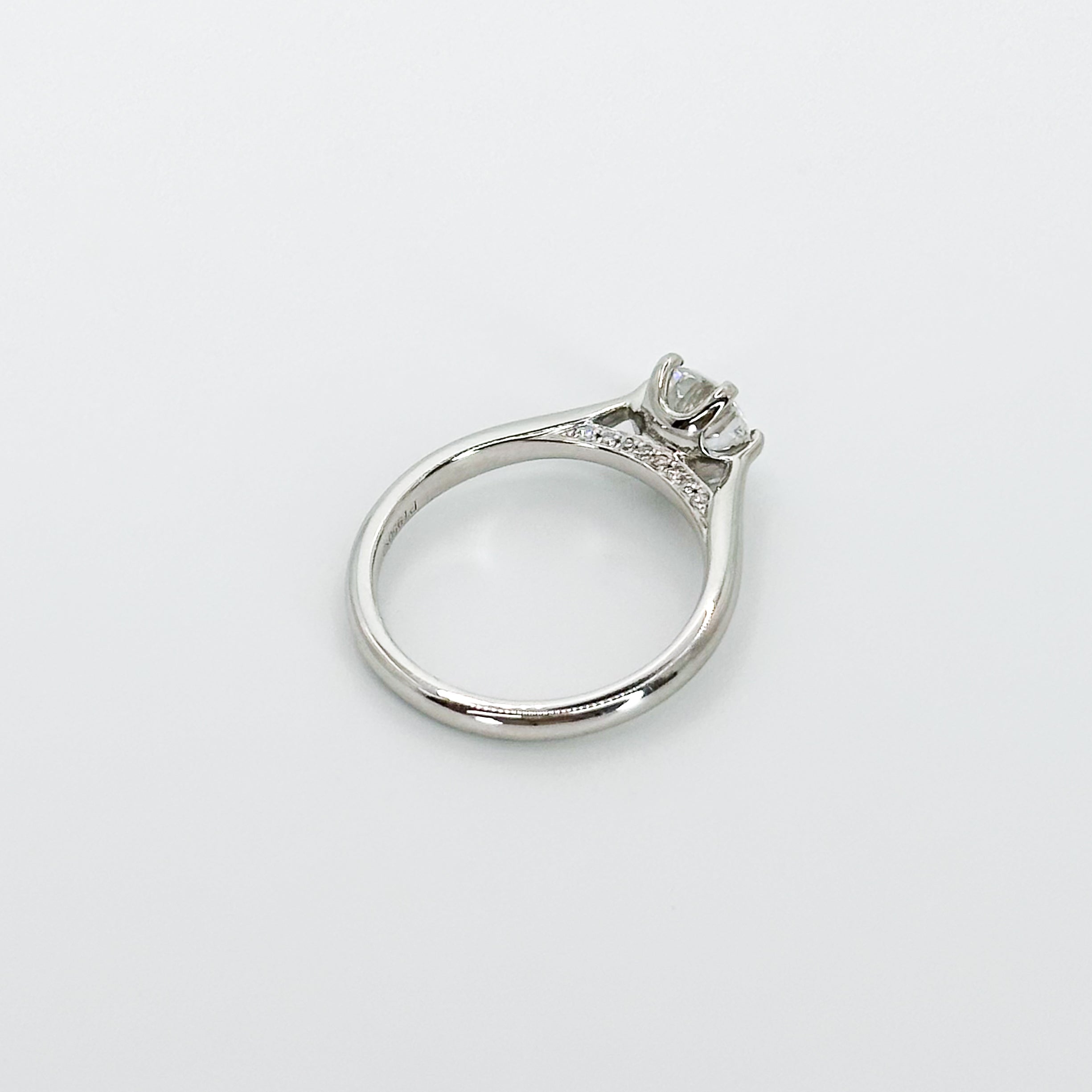 1.00ct Lab-Grown Round Cut Diamond Ring