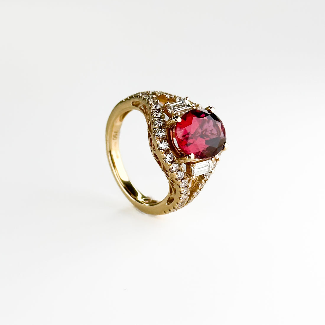 2.74ct Oval Deep Pink Tourmaline Ring