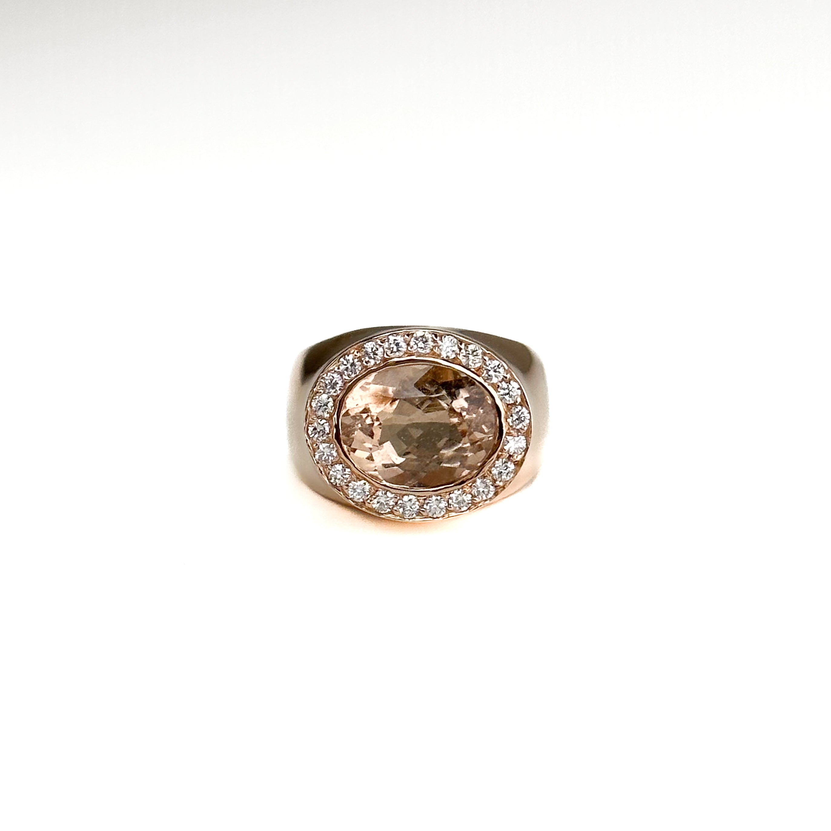 3.88ct Oval Morganite Dress Ring in Rose Gold