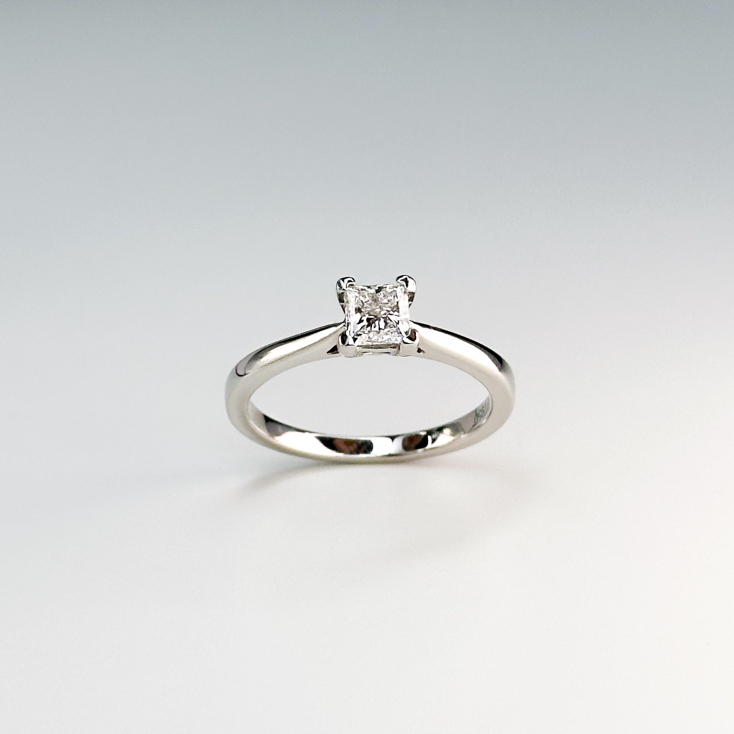 0.75ct GIA Princess Cut Diamond Ring