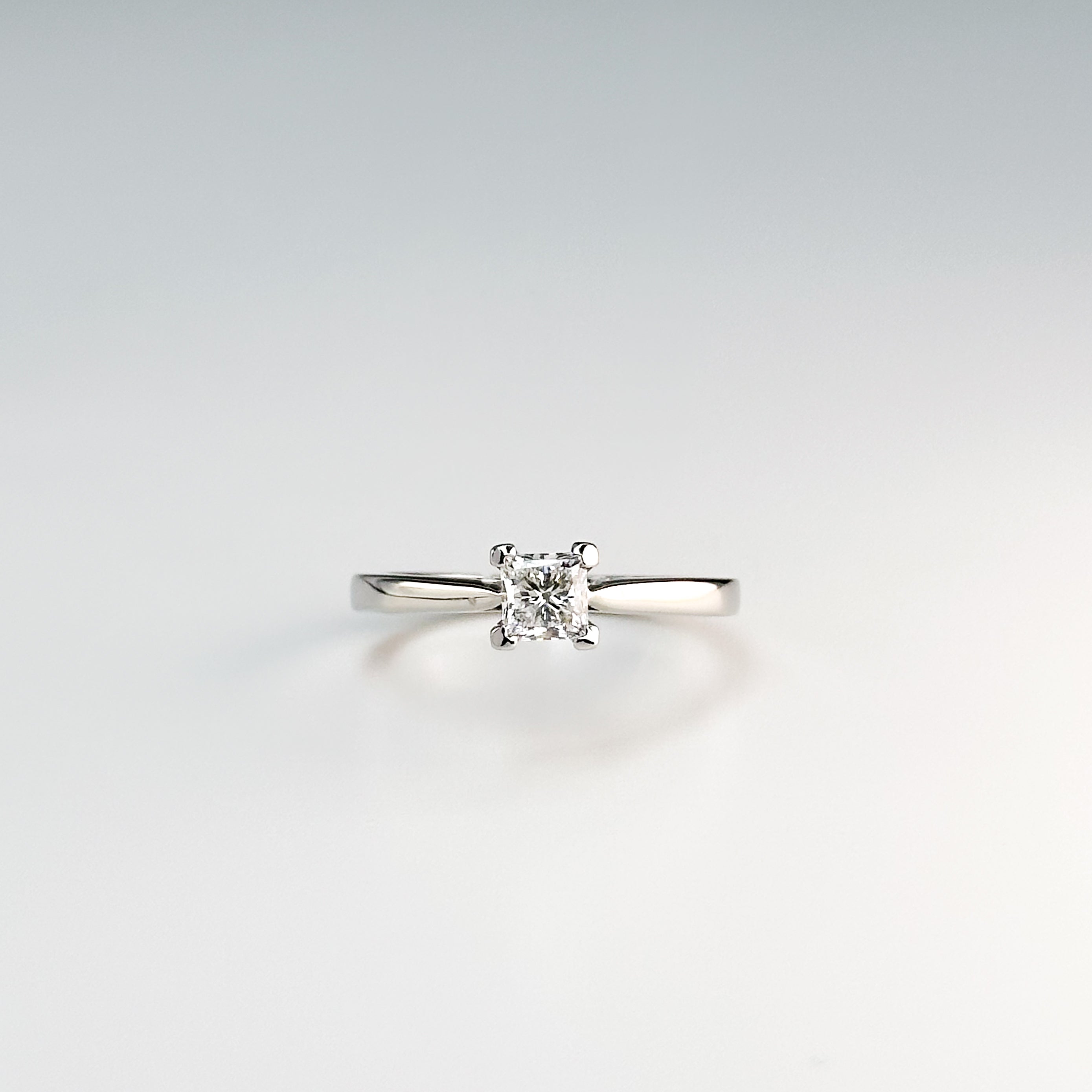 0.75ct GIA Princess Cut Diamond Ring