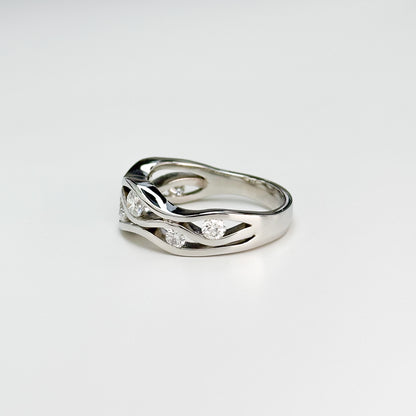 0.98ct Diamond Dress Ring in Platinum