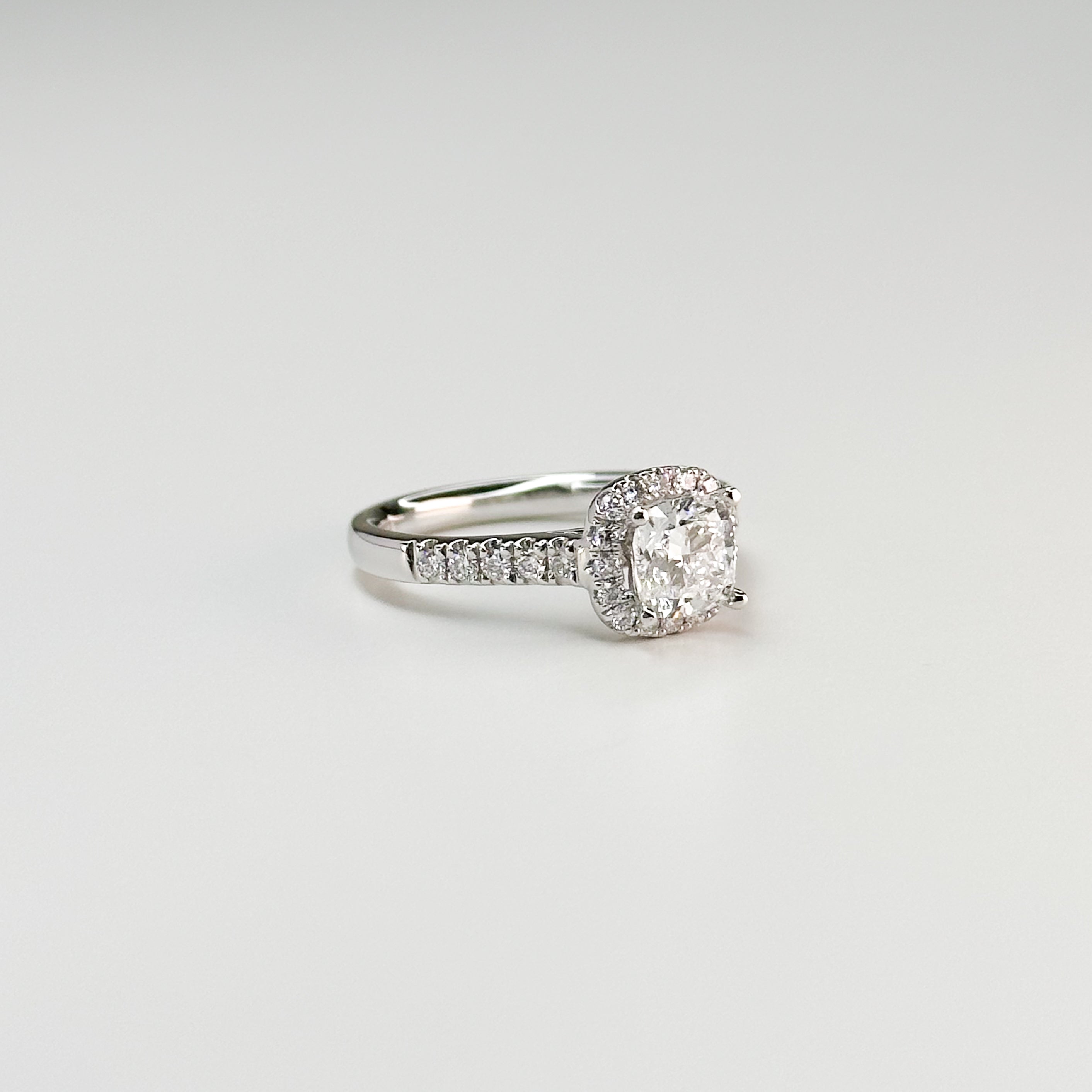 1.00ct GIA Cushion Cut Diamond Ring