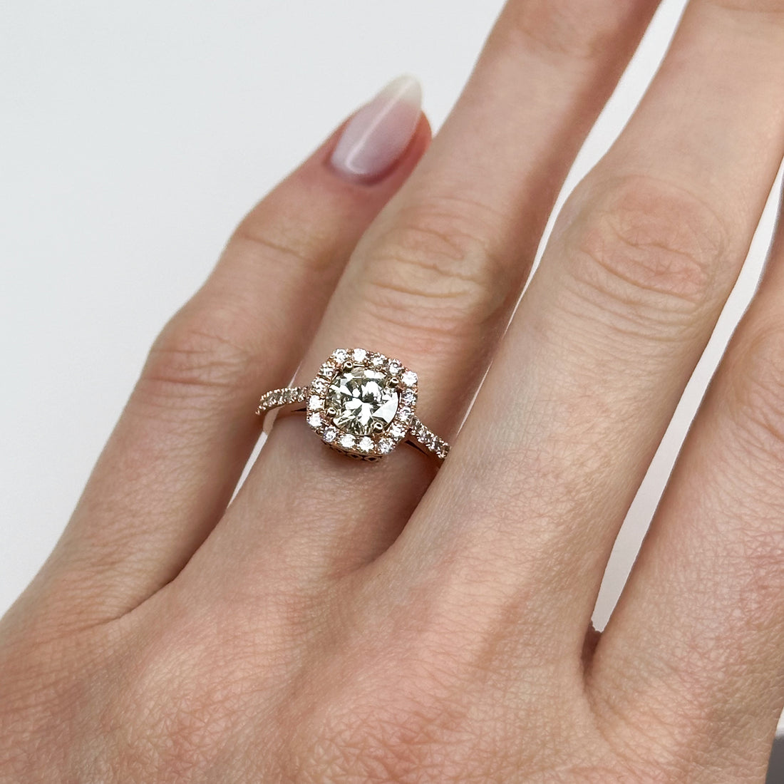 1.01ct Round Diamond Ring with Diamond Halo