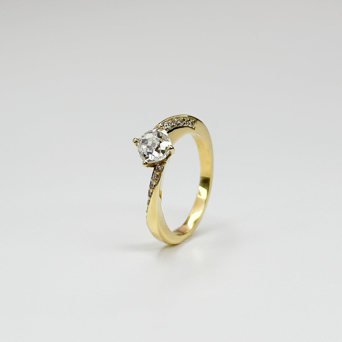 0.86ct Diamond Ring in Yellow Gold