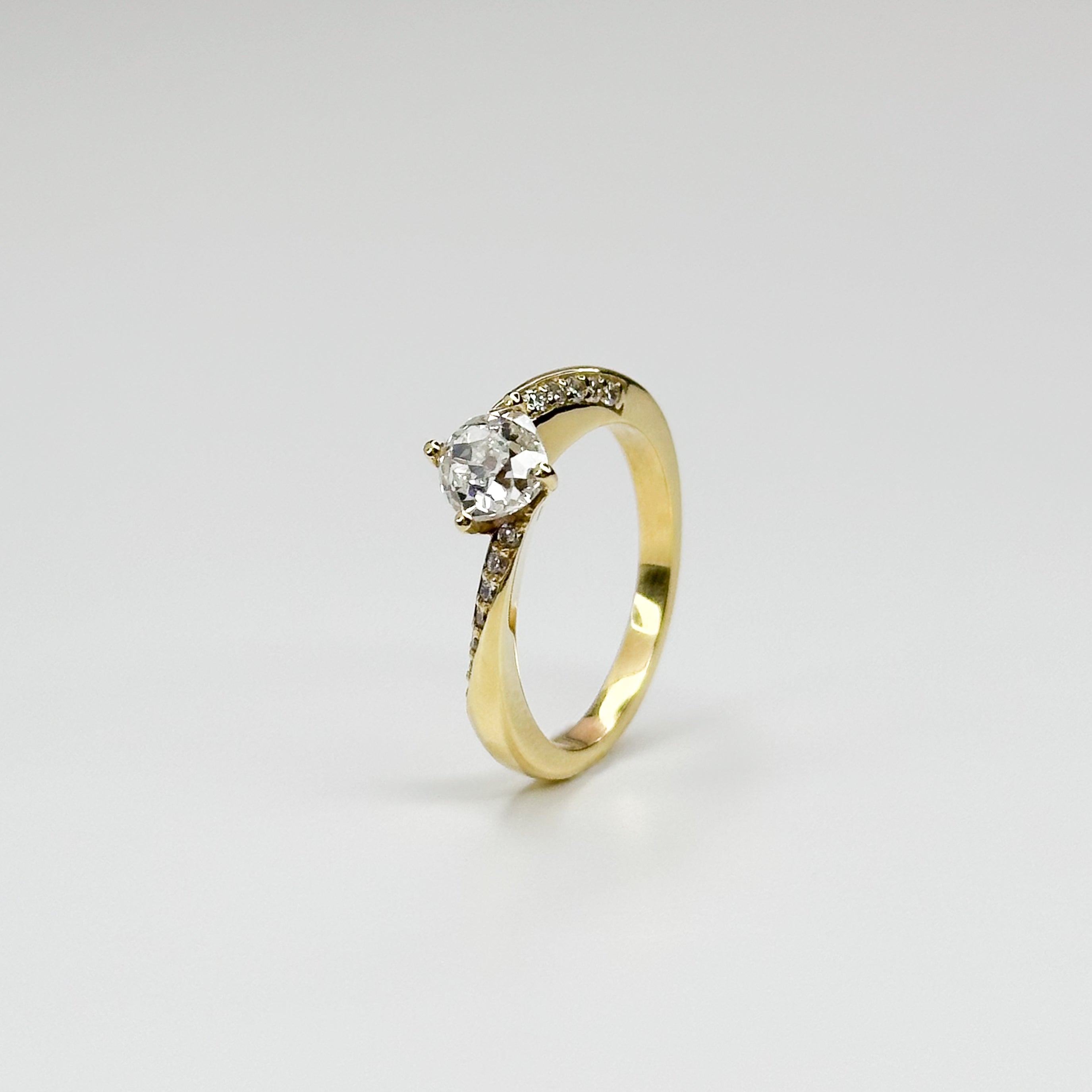 0.86ct Diamond Ring in Yellow Gold