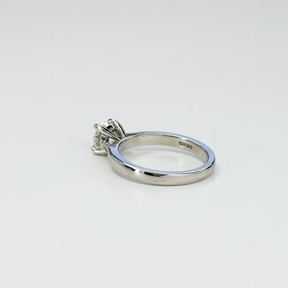 1.01ct GIA Round Cut Diamond Ring