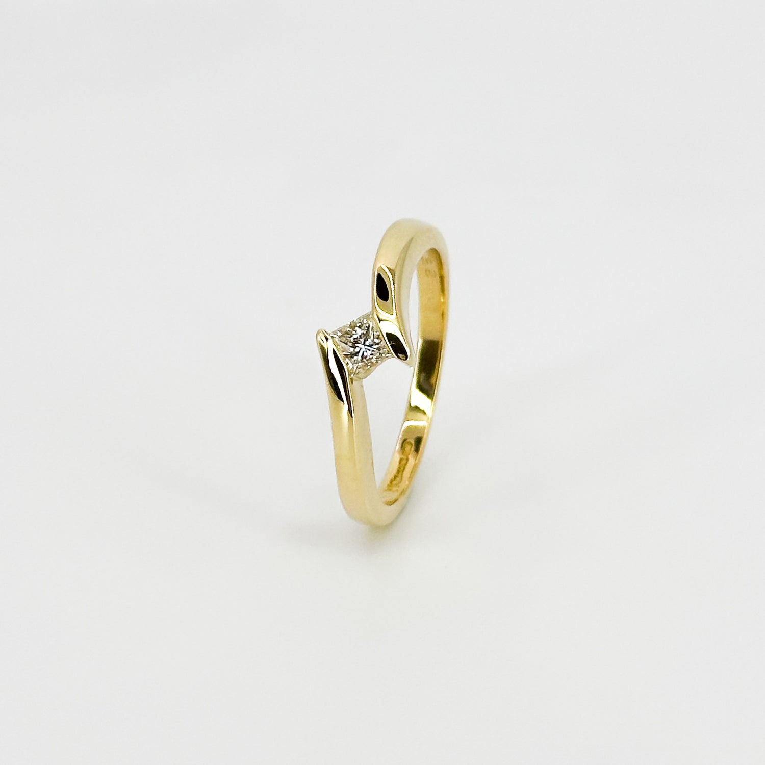 Princess Cut Diamond Ring in Yellow Gold