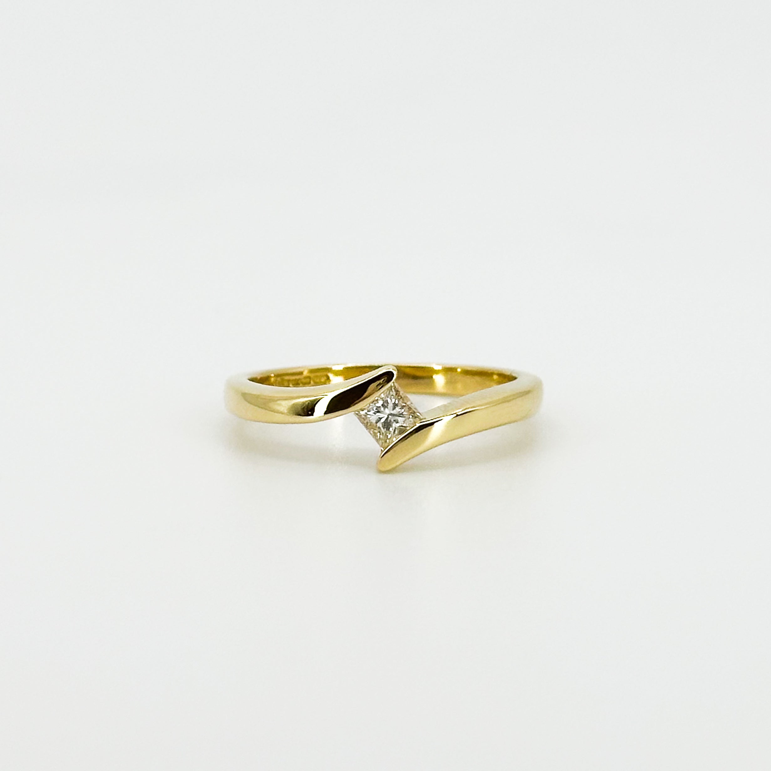 Princess Cut Diamond Ring in Yellow Gold