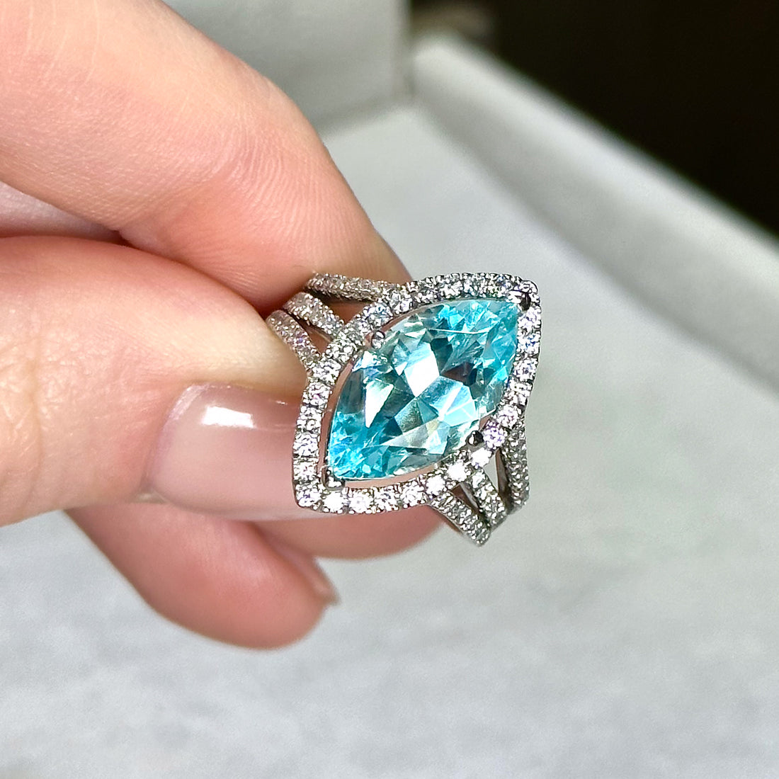 Marquise Cut Aquamarine Ring in White Gold