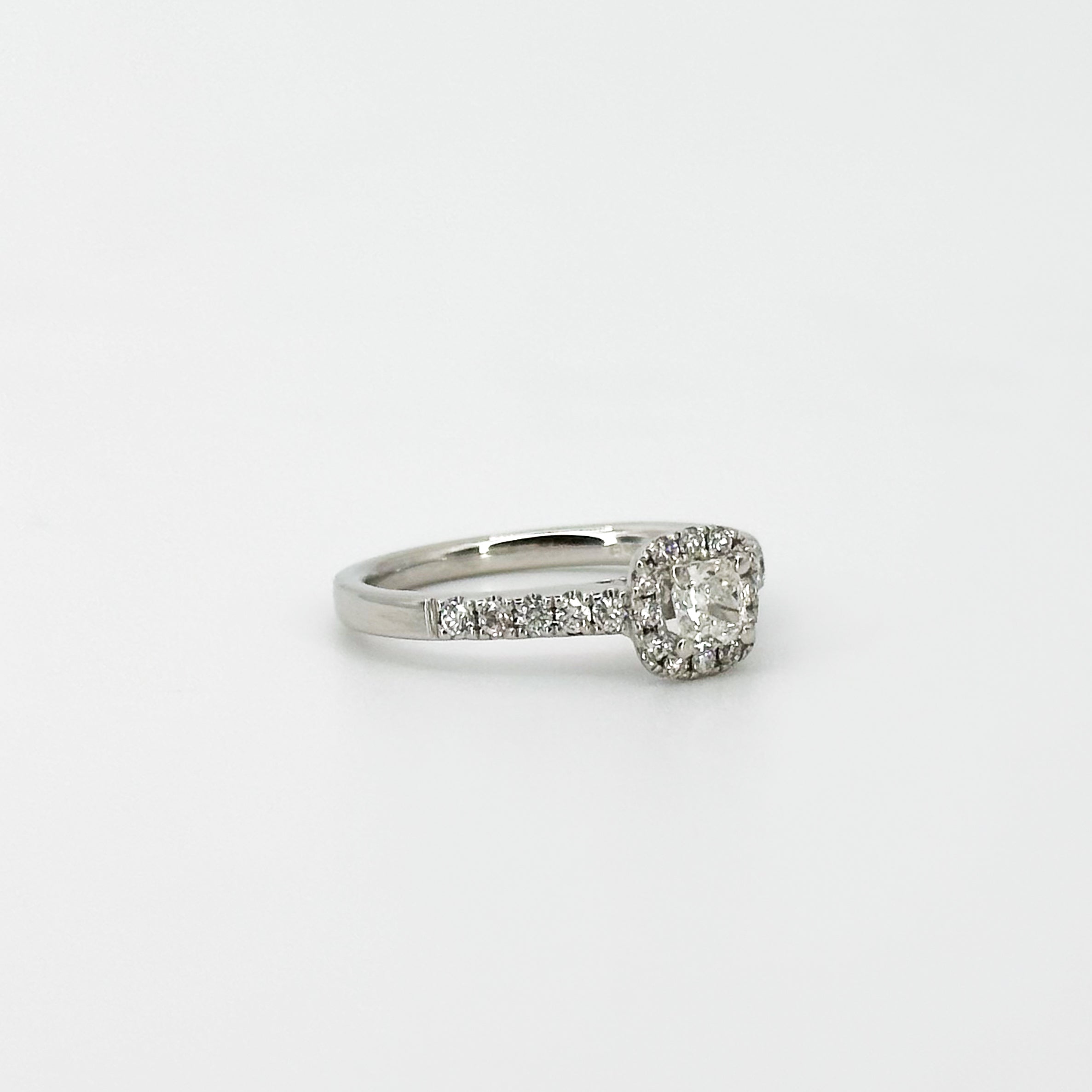 0.30ct GIA Cushion Cut Diamond Ring