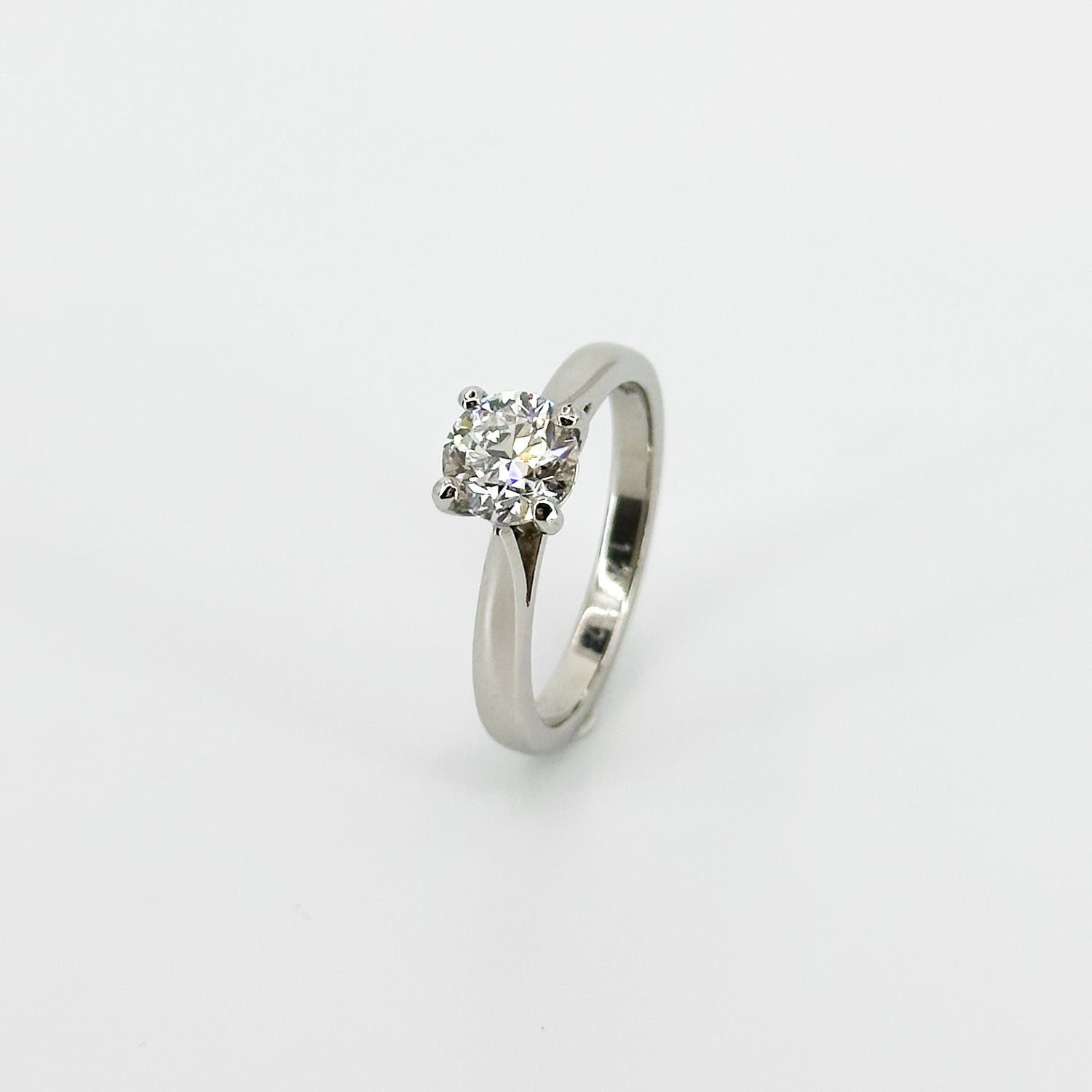 1.00ct Solitaire Diamond Ring in Platinum