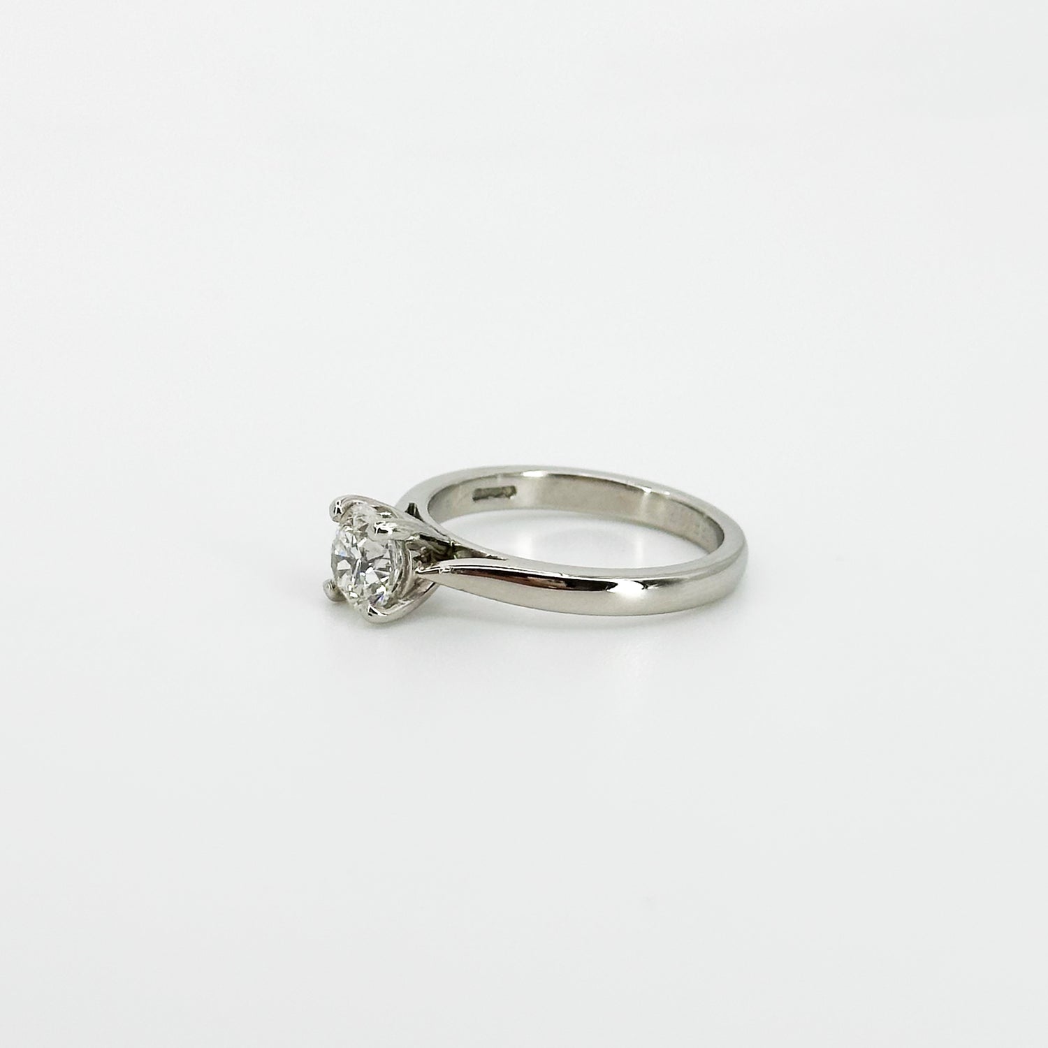 1.00ct Solitaire Diamond Ring in Platinum