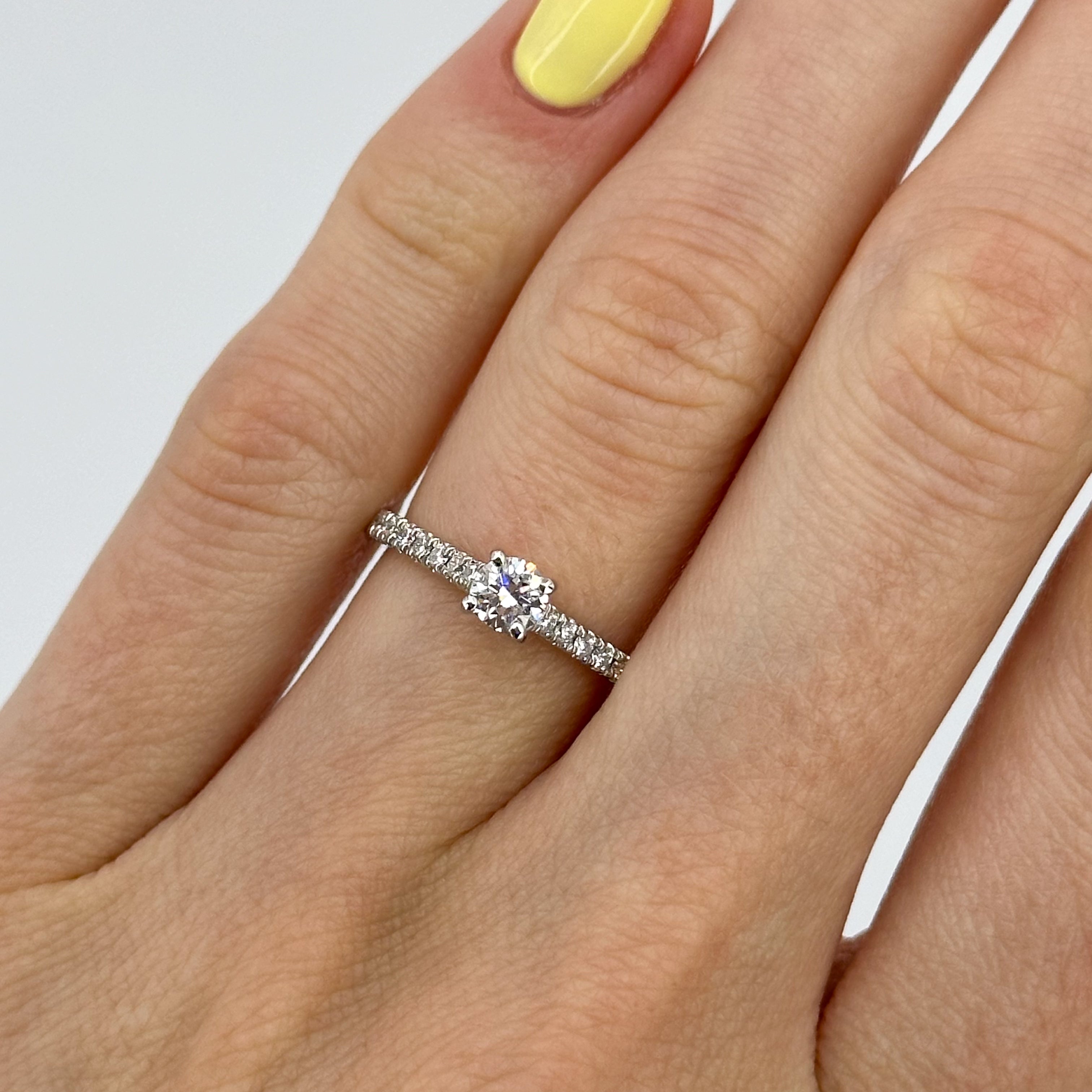 0.30ct GIA Engagement Diamond Ring in Platinum