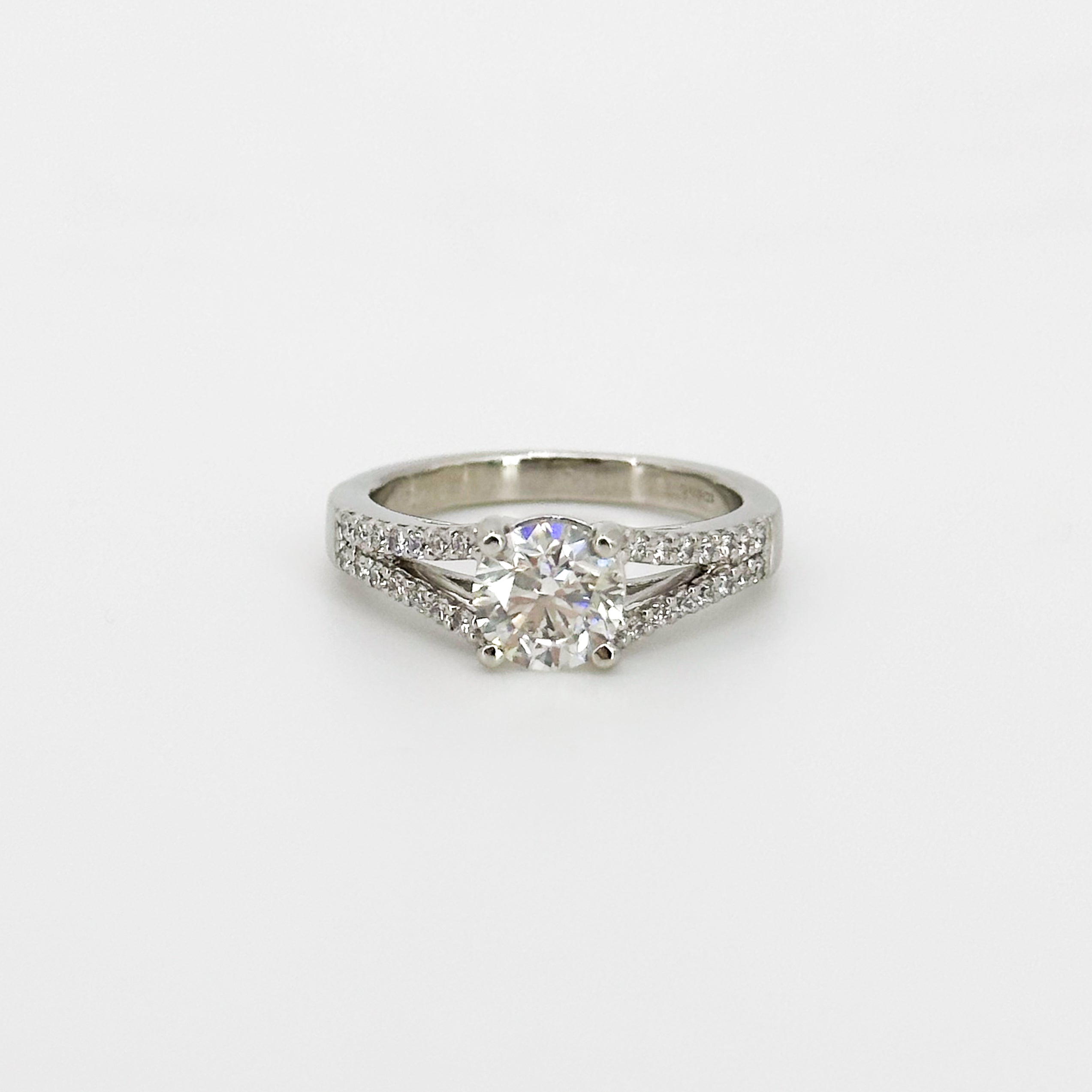 1.22ct Diamond Engagement Ring