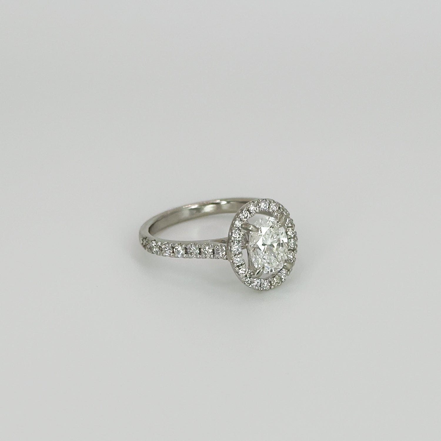 1.01ct Oval Cut Diamond Ring with Halo