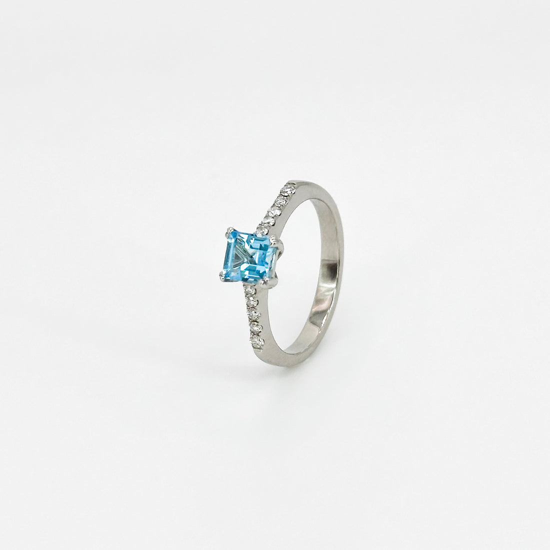 Princess Cut Blue Topaz Ring