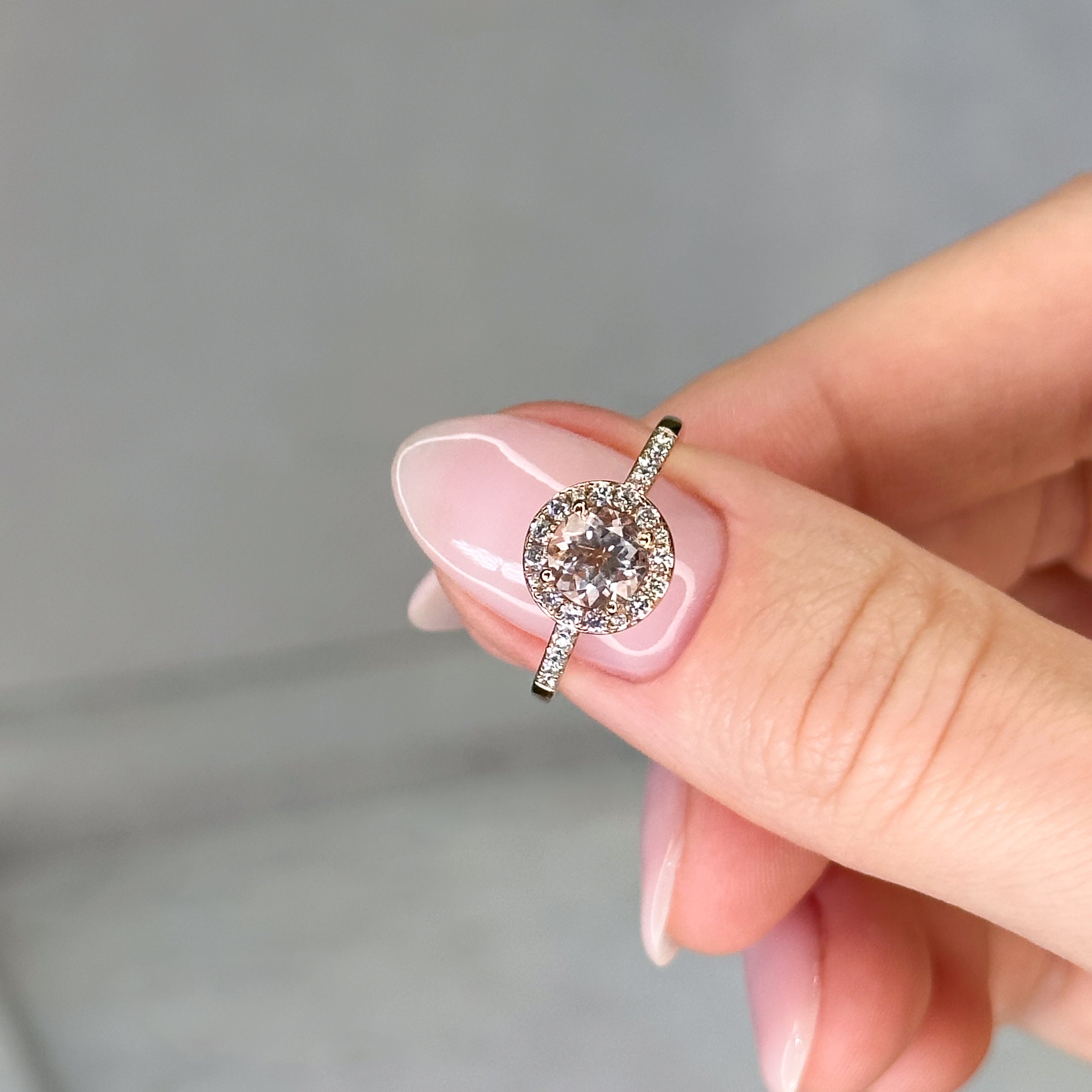 Morganite Round Cut Ring with Diamonds