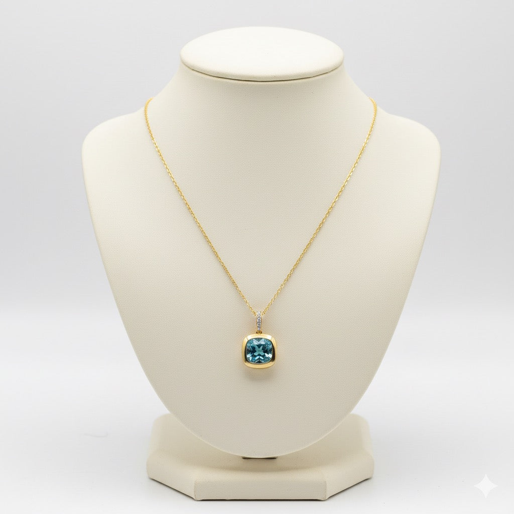 1.88ct Topaz Pendant