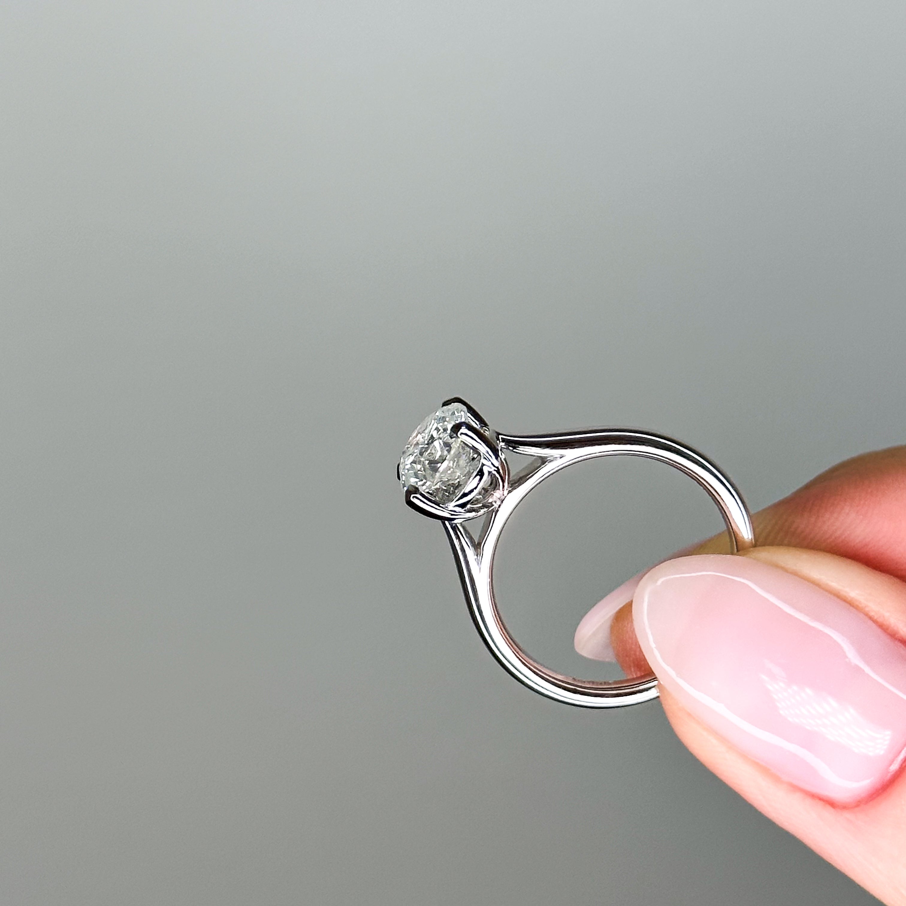 1.50ct Round Cut Diamond Engagement Ring