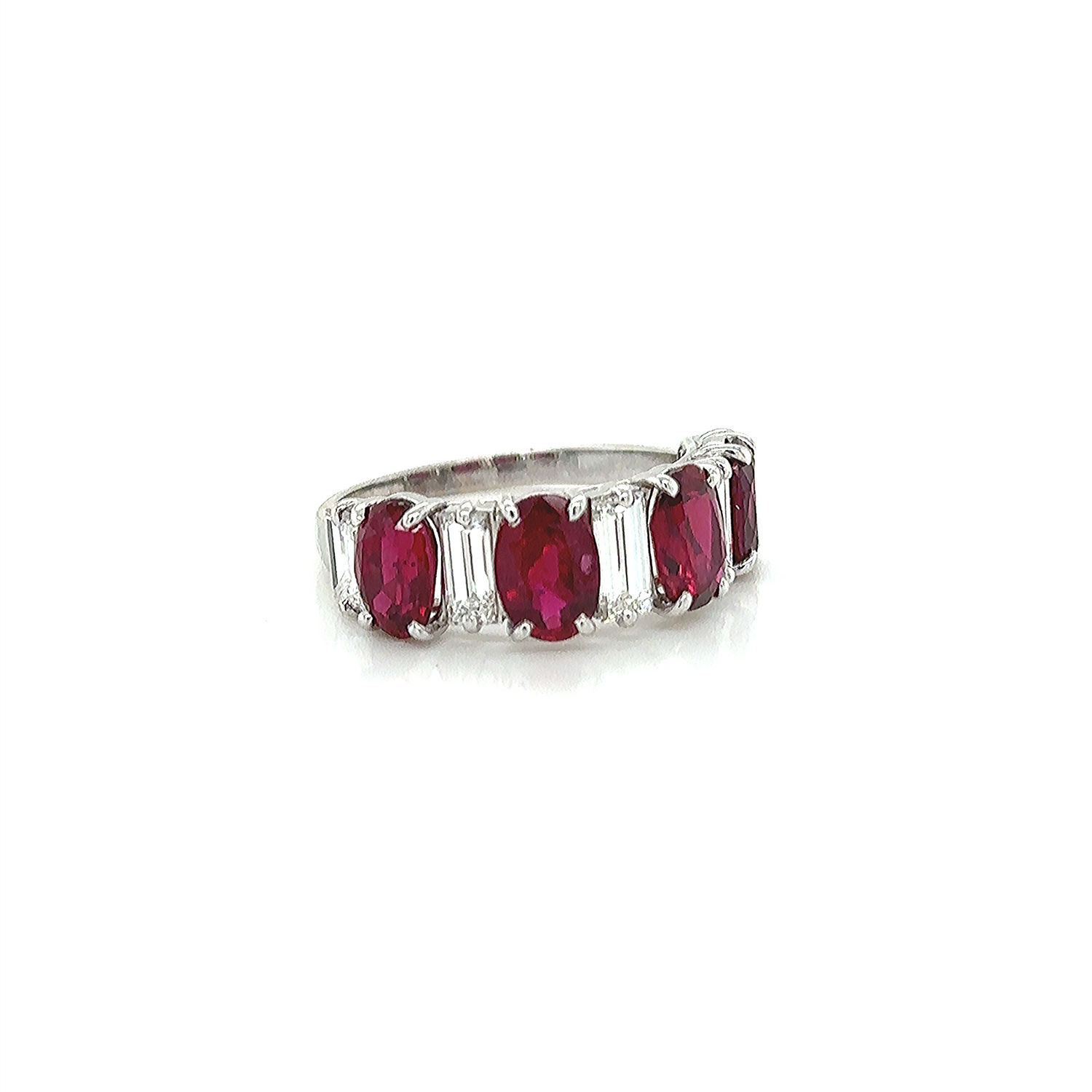 Vintage Ruby and Baguette diamond ring