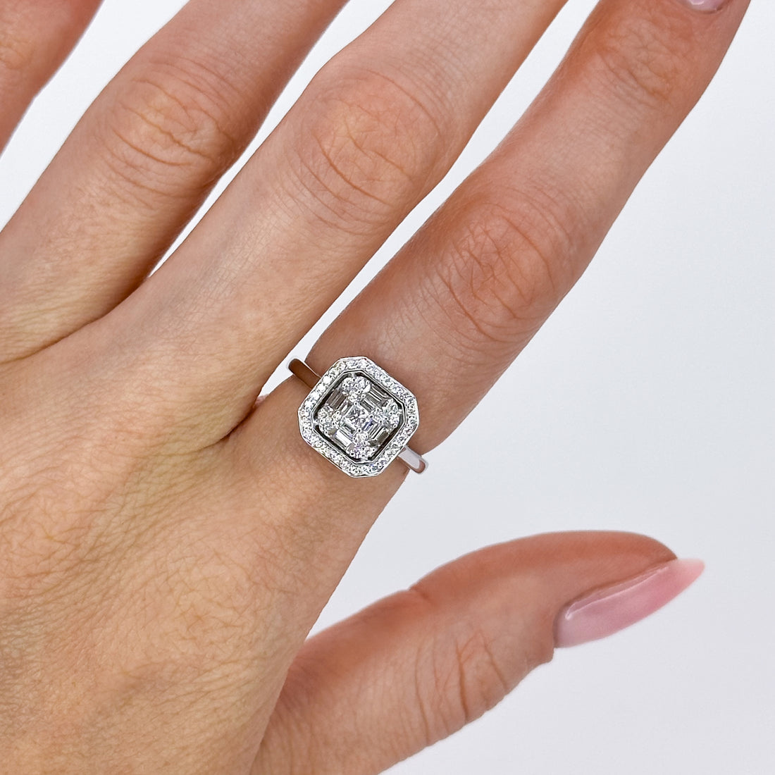 Diamond Cluster Ring in Platinum