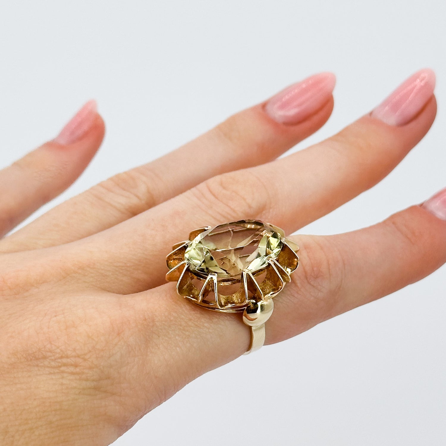 Vintage Ring with Quartz