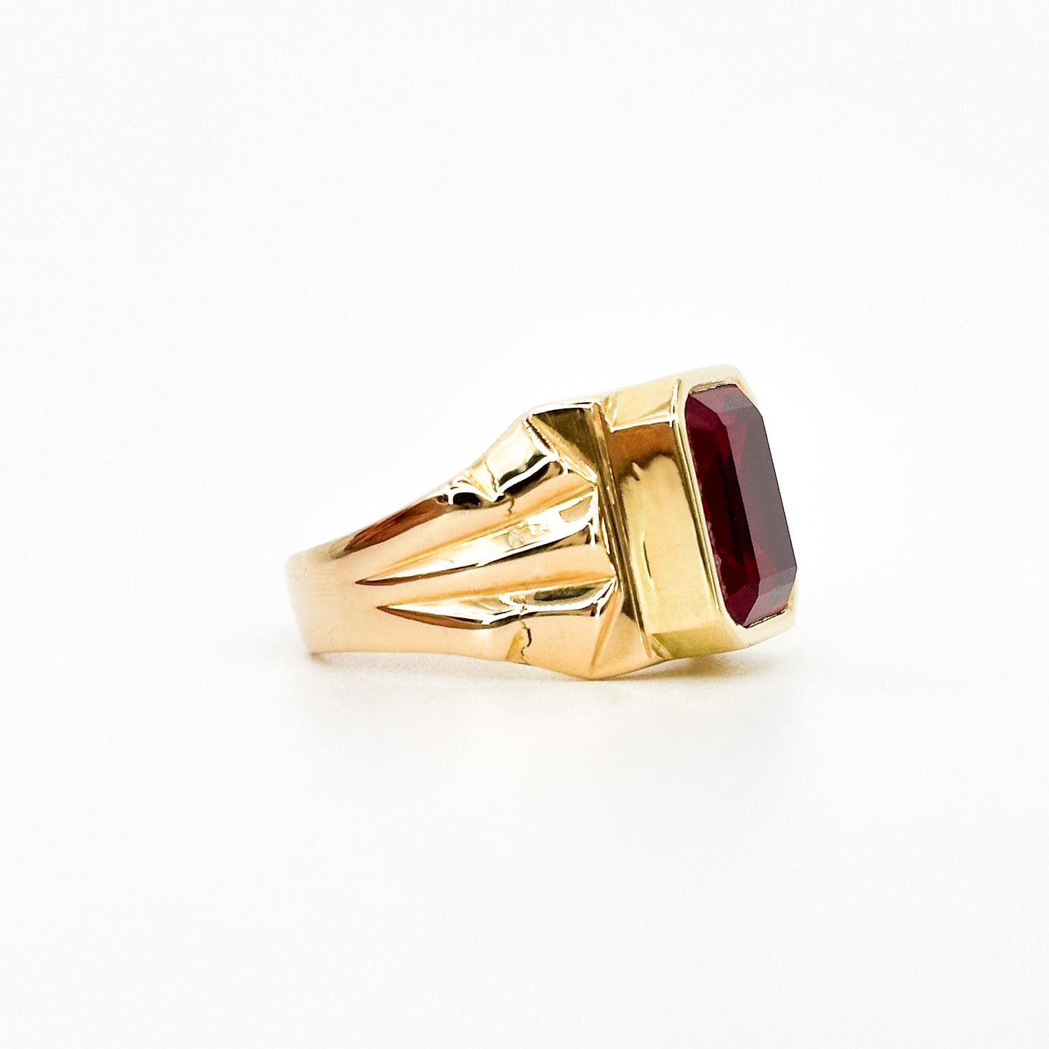 Unisex Red Sapphire Ring