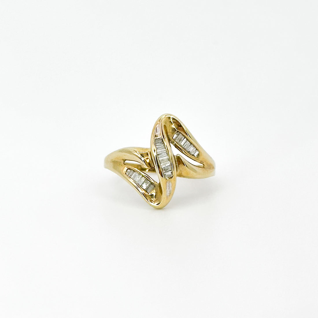 Vintage Gold Ring With Diamonds