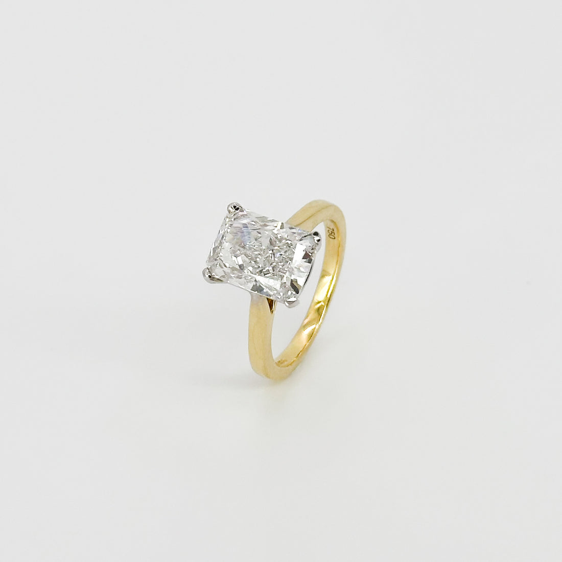 4.03ct Lab-Grown Radiant Cut Diamond Ring