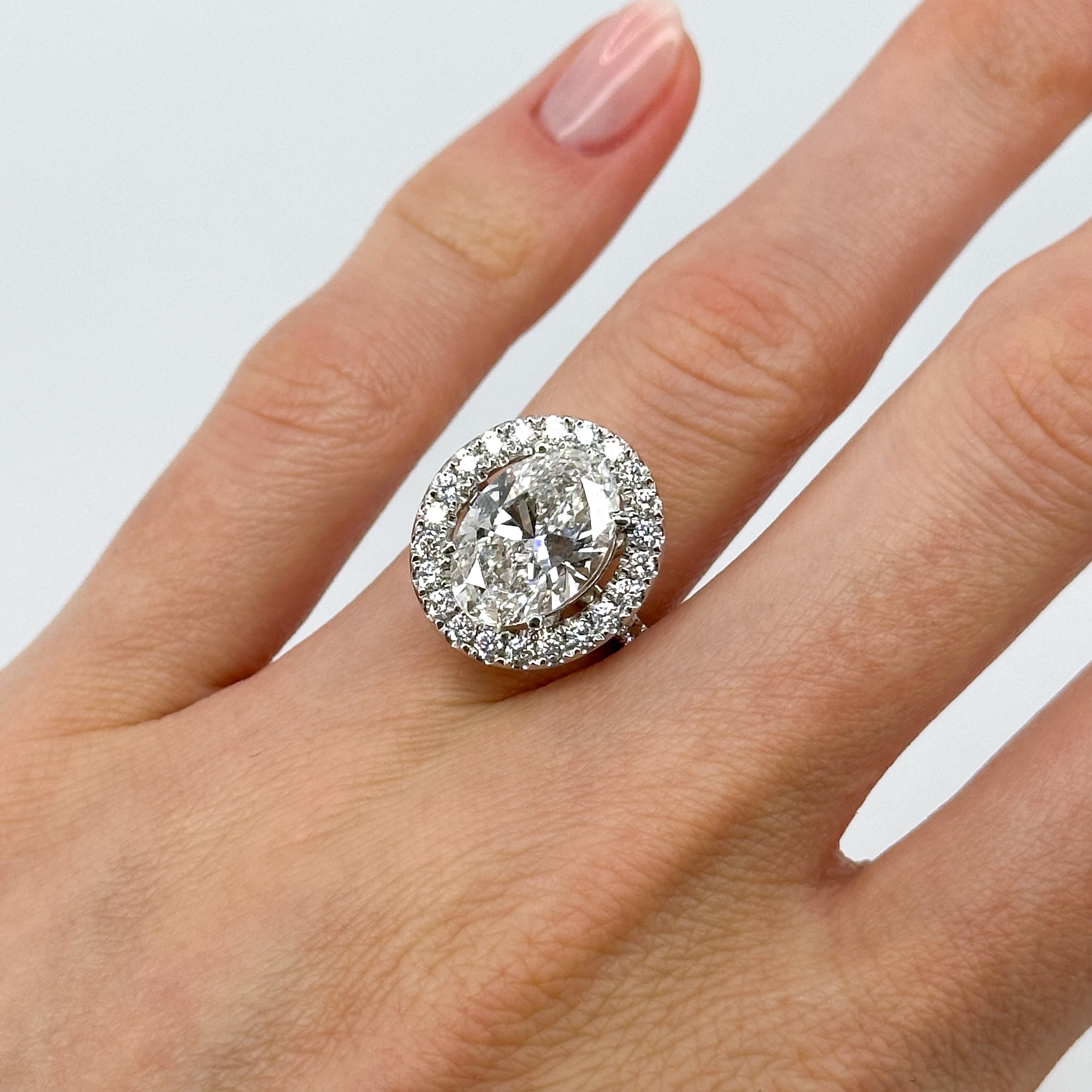 4.26ct Lab-Grown Oval Cut Diamond Ring