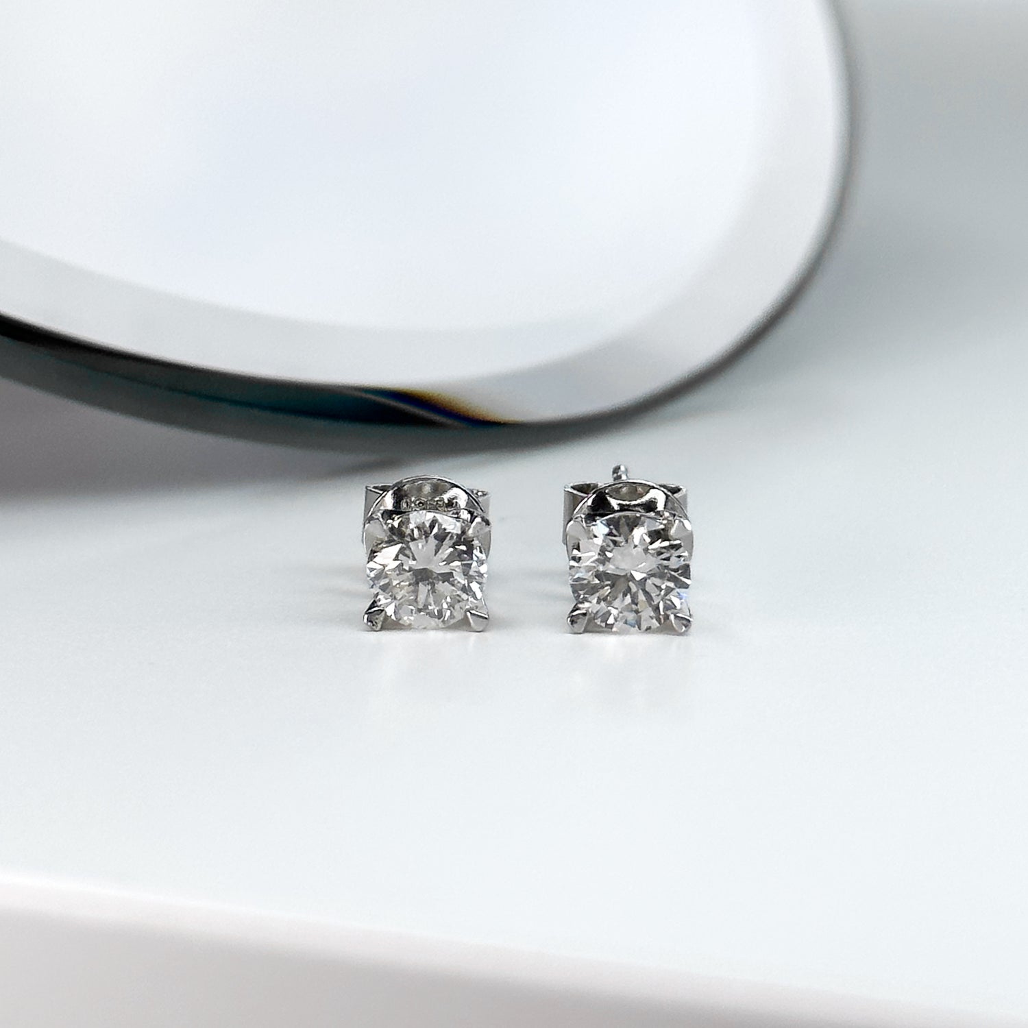 1.40ct Diamond Stud Earrings in White Gold